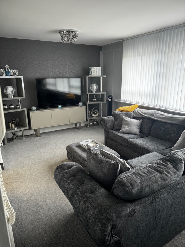 Modern 2-Bedroom Flat in Hulme  Main Photo