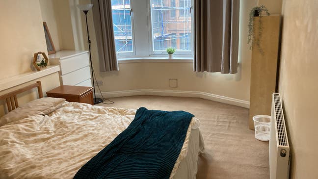 Spare Double Room in 2 Bed Flat! Main Photo