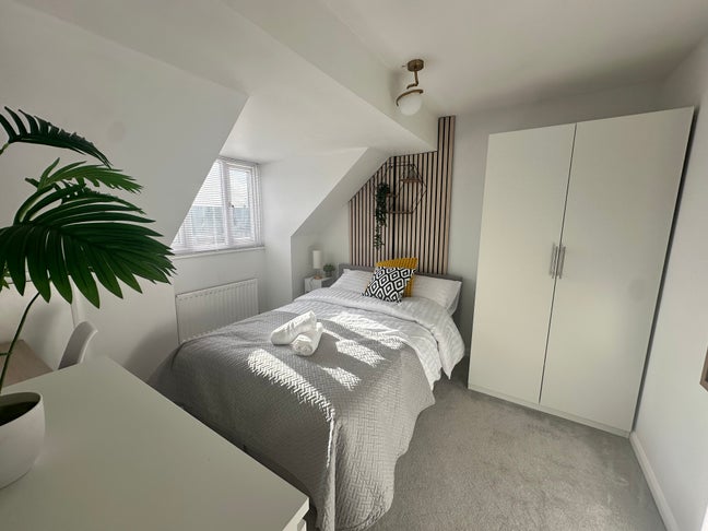 🍀Luminous and spacious double room in Tooting  Main Photo