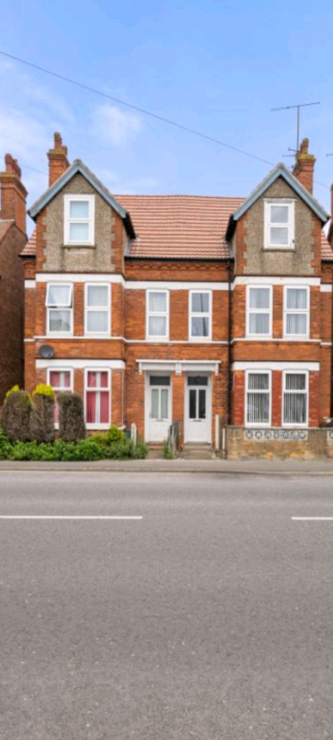 6 bed HMO Skegness PE25 3RQ  Main Photo