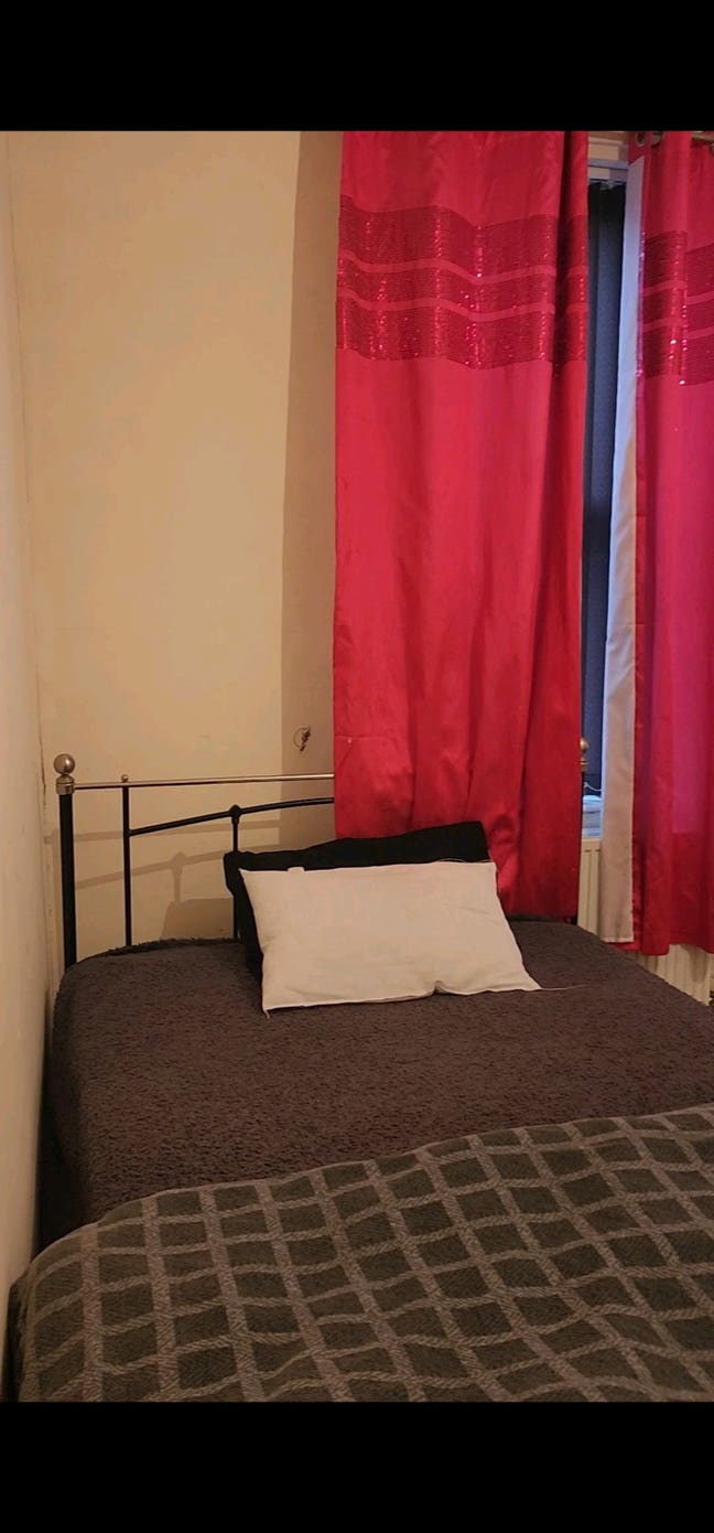 Double big room in LS11 fully furnish  Main Photo