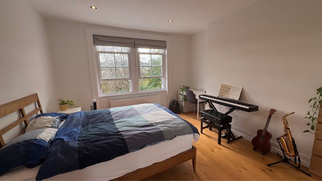 Lovely Belsize Park Room - 3 month sublet! Main Photo