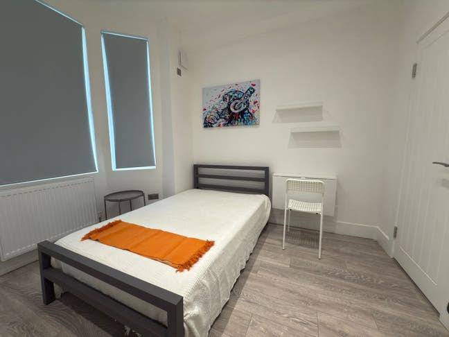Single Studio rooms - Plumstead  Main Photo