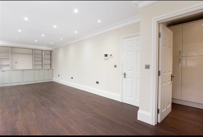 3 Fantastic Double Rooms W12  Main Photo