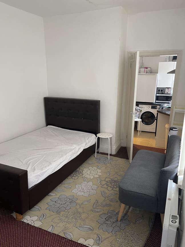 Studio available opposite UOB Main Photo