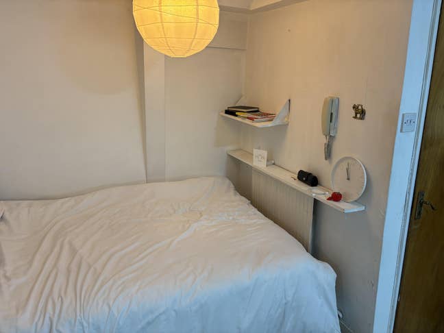 Studio flat for renting Hackney Main Photo