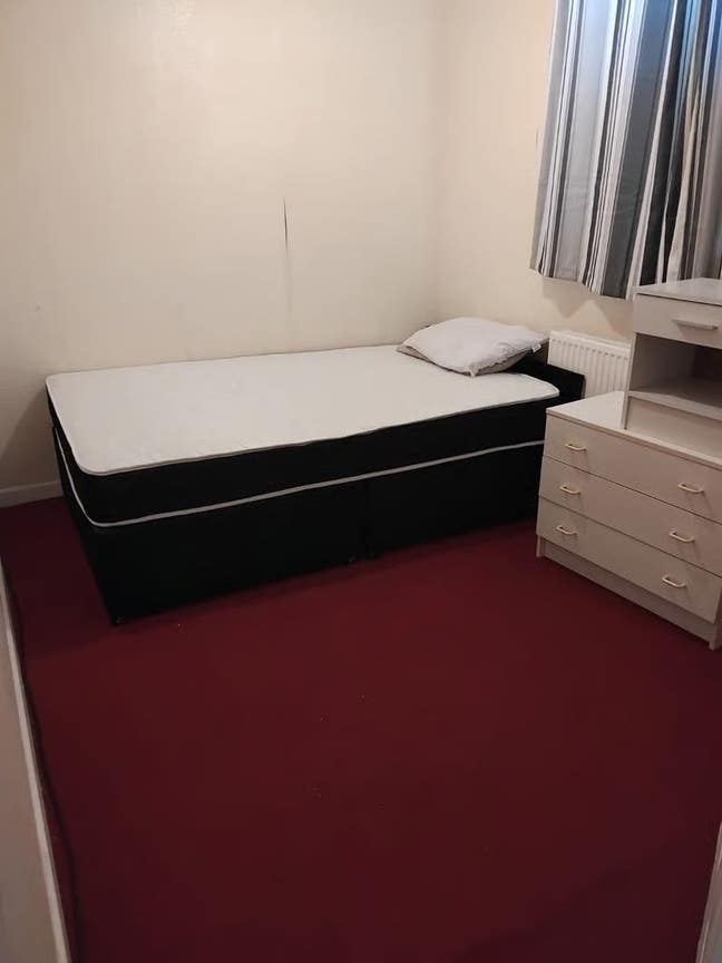 Spacious room to rent in Langley, Middleton, M24 Main Photo