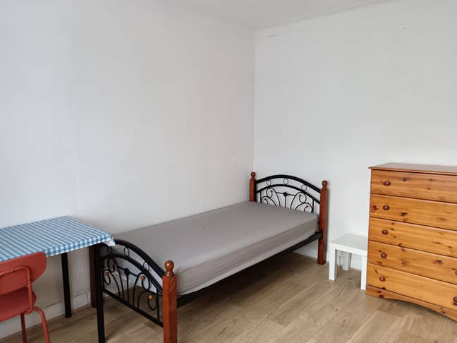 🌿 Modern Single Room – All Bills Included – IG2 Main Photo