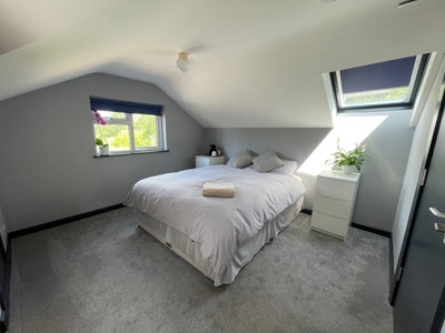 Large double bedroom with en-suite Main Photo
