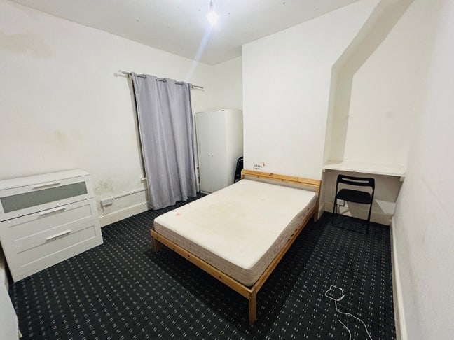 Double room available  Main Photo