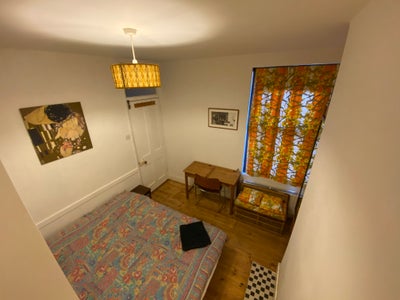 Double Room Nr Uni - Lovely Home & Housemates Main Photo