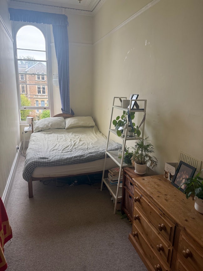 Double room on Clifton’s most desirable Street Main Photo
