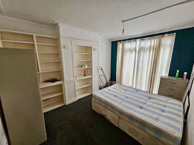 🛏️ Master Double Room to Let- Wembley  Main Photo