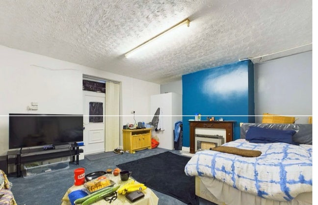 Large Ensuite room  Main Photo