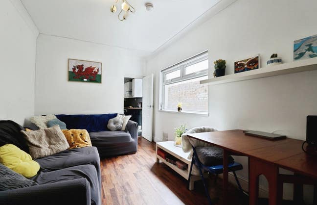 4 Double Rooms Available off City Road -Cardiff  Main Photo