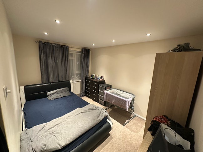 Room Available For Rent Main Photo