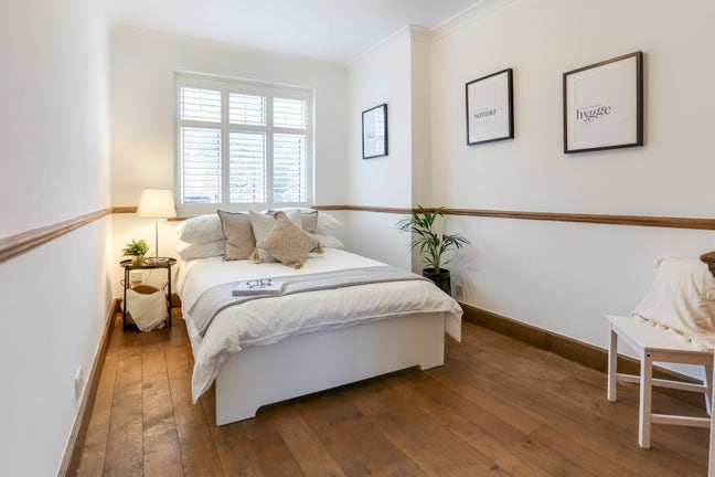 Large Room Close to Station, Denmark Hill Main Photo