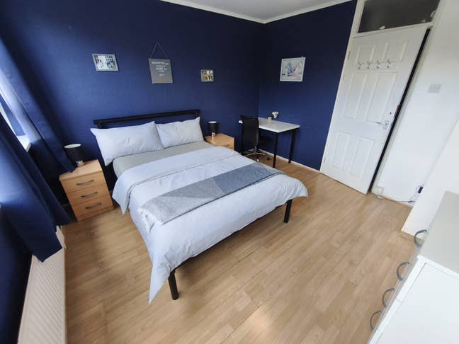 Large Double Room in Holloway - Zone 2 Main Photo