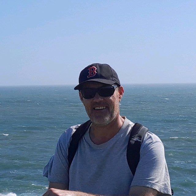 47 yr old Professional Gardener  Main Photo