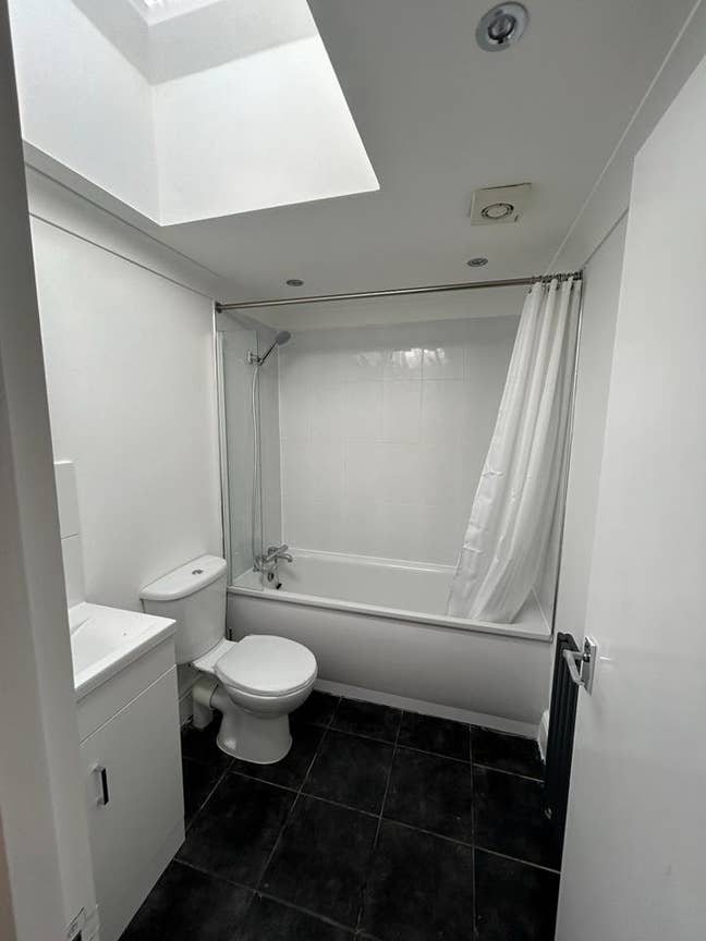 ✨ 2 Double Rooms Available – Walthamstow Central ✨ Main Photo