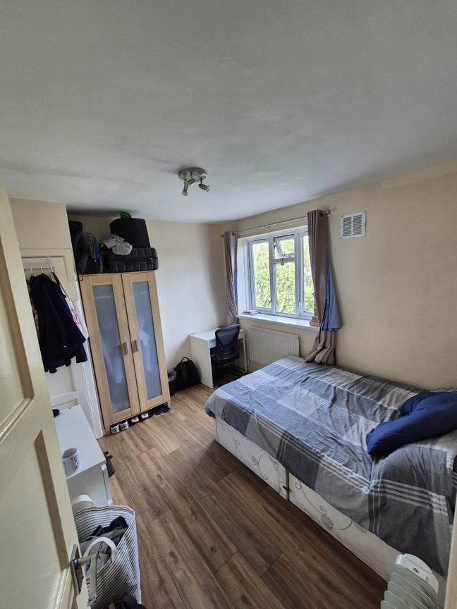 *Central Peckham Private Balcony Bills Included** Main Photo