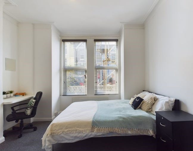 Amazing Luxury Rooms in Newly Refurbished House! Main Photo