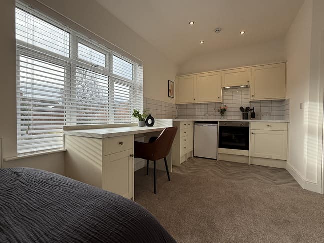 Brand New Double En-Suite - William Street Main Photo