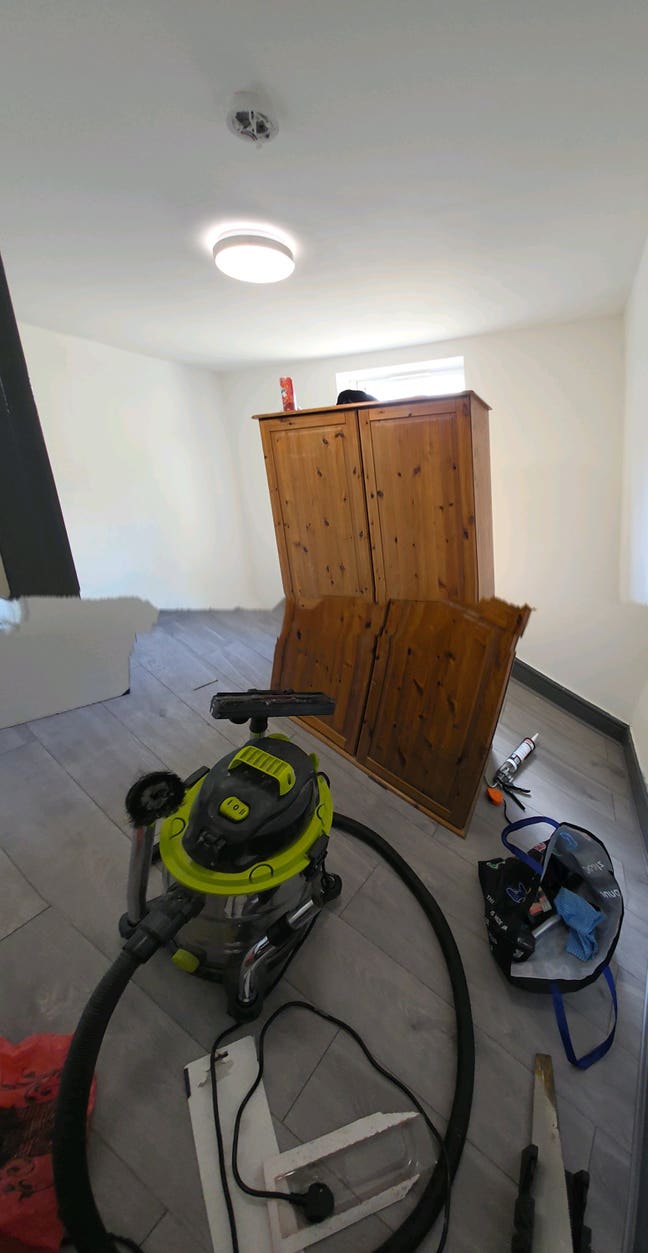 Large Single / Small Double Room Available Main Photo