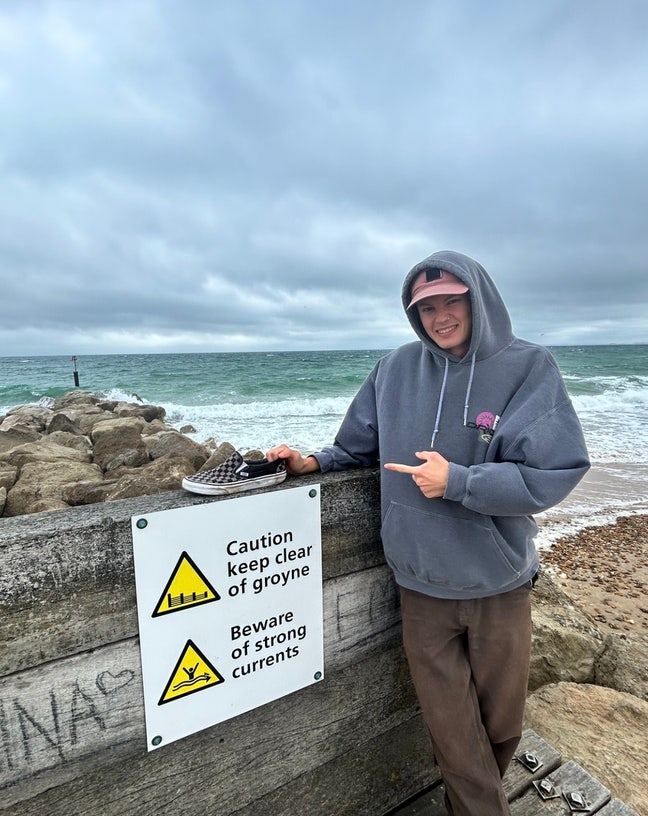 Graduate looking for friends/flatmates in Brighton Main Photo