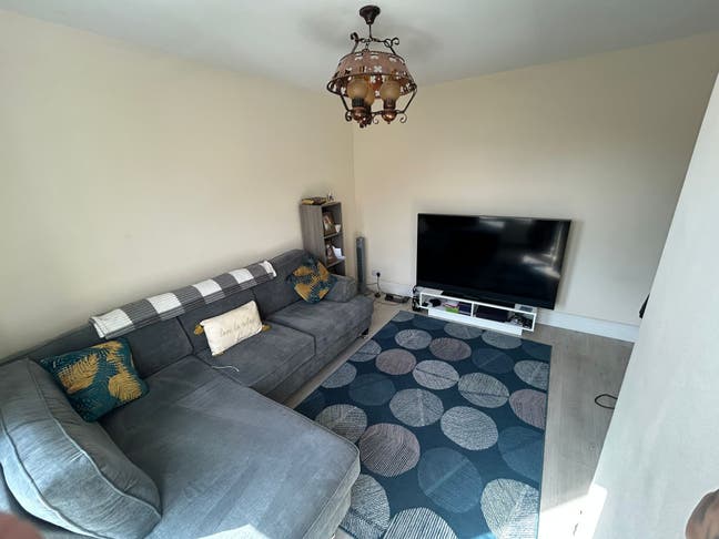 2 rooms + own bathroom for 1 person Main Photo
