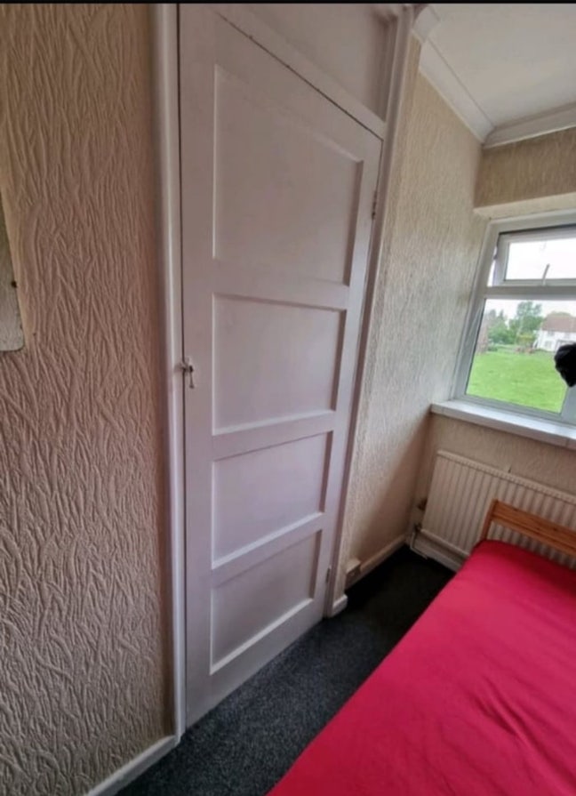 Room to rent  Main Photo
