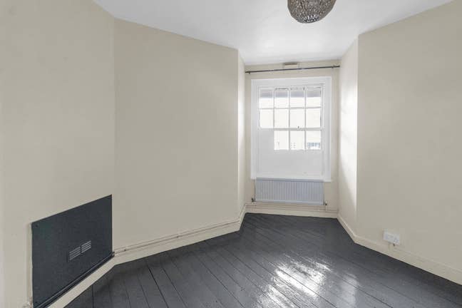 Angus House, Clapham Main Photo