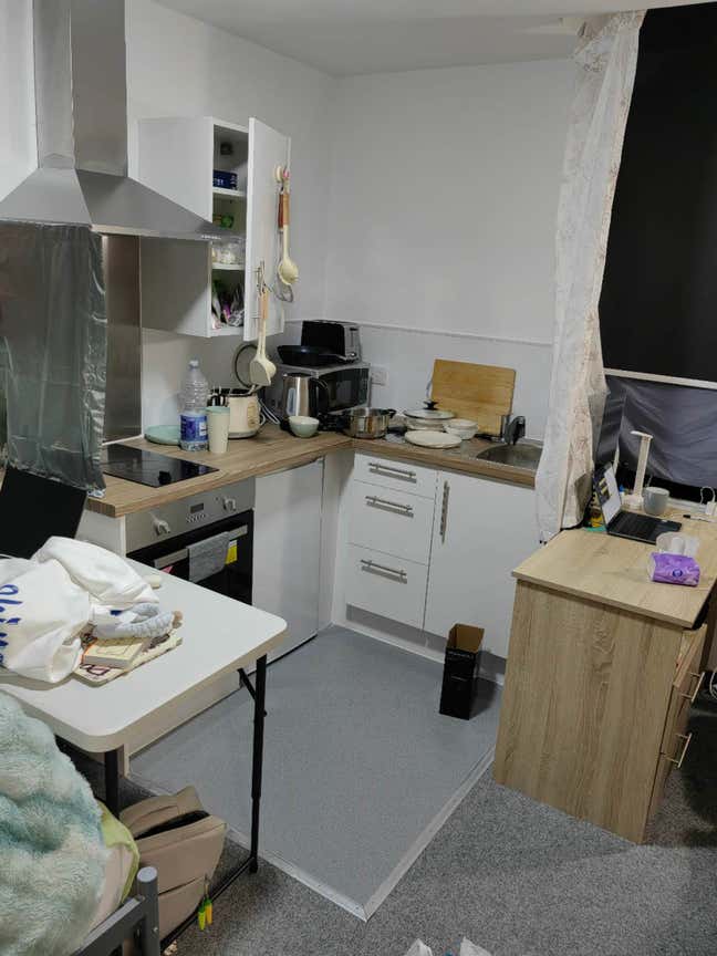 Leicester student apartment for sublet in May Main Photo