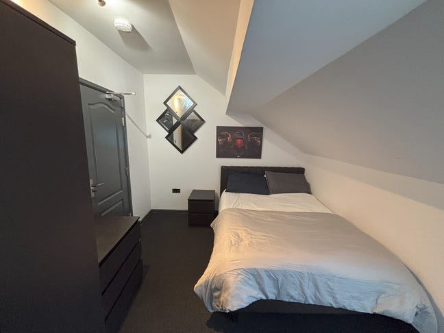 En-Suite Double Rooms near town centre Main Photo