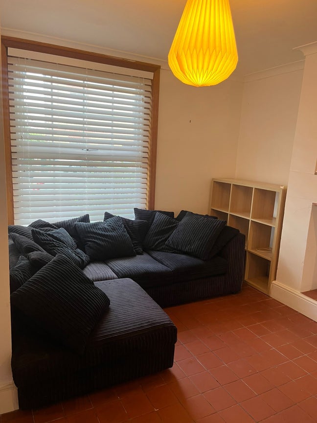Ground Floor apartment great location  Main Photo