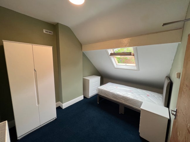 Erdington High Street Bill Inc! Large rooms! Main Photo