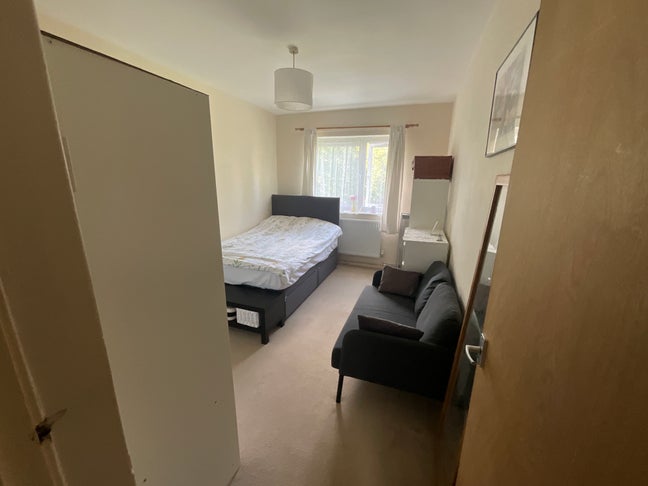 Double Room in Highbury, available immediately Main Photo