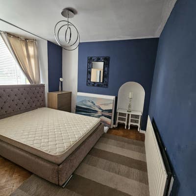 Room available. Main Photo