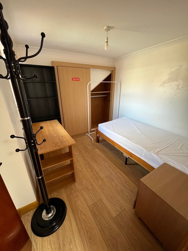 A single room for rent now Main Photo
