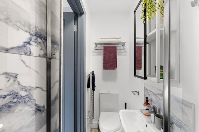 Brand new🌟w en-suite, Balby; iPort bus Main Photo