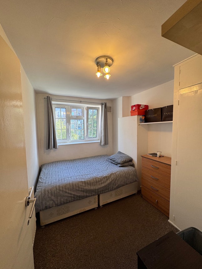 Room Available Stockwell / Clapham North Main Photo
