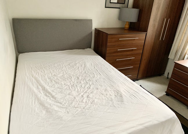 2  Double Rooms South Woodford-Stn a Short Walk Main Photo