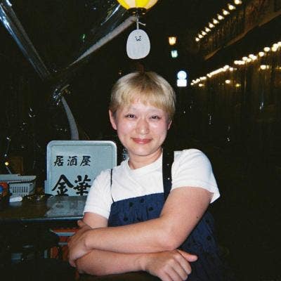 25 year old Female seeks a single or double room Main Photo