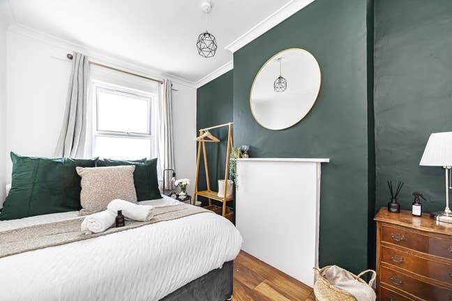 Boutique Room Available £850 Inc Bills & Cleaner Main Photo