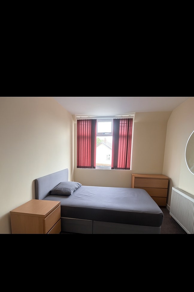 Room for rent plenty of space Main Photo