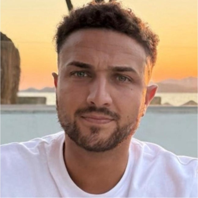 Professional Male seeks a double room Main Photo