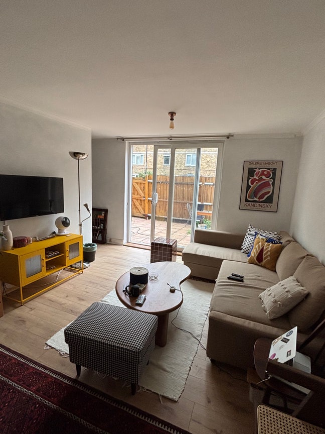 Double room in a very central location Main Photo