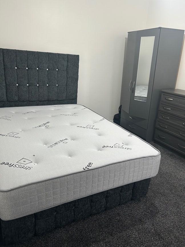 Room to rent in a new brand house  Main Photo