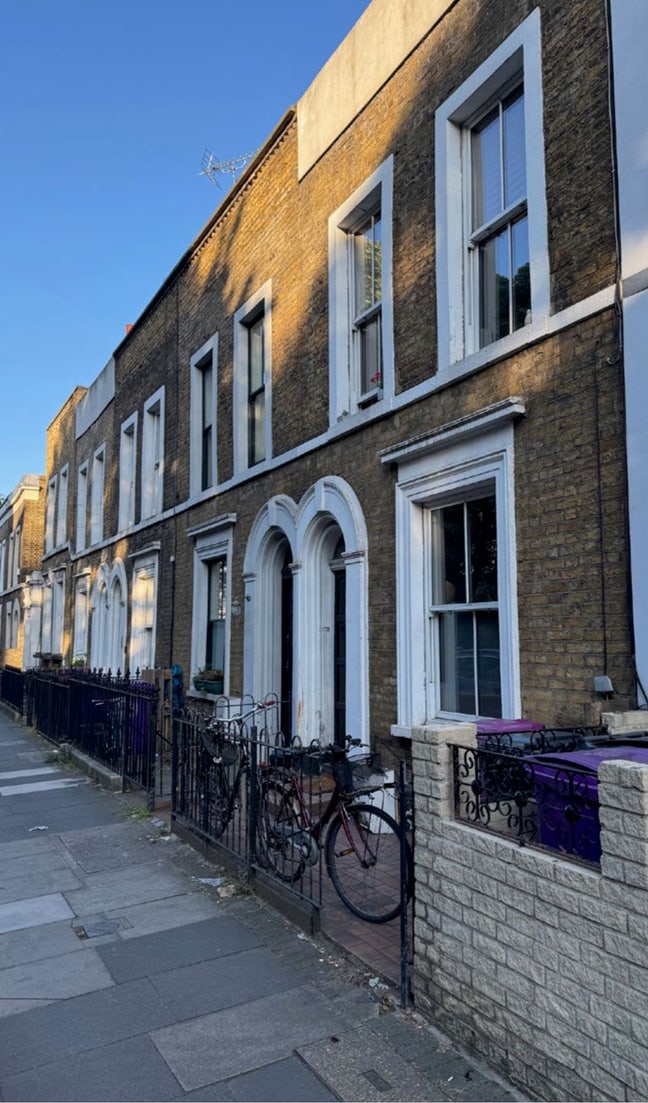 Bright double room in Bethnal Green Main Photo