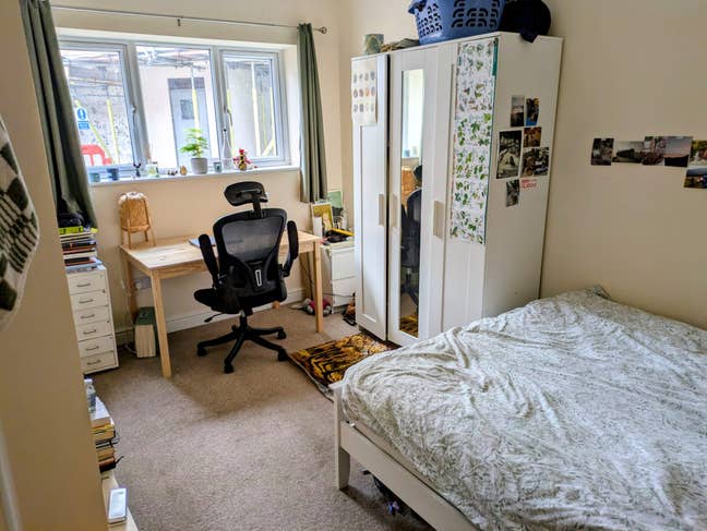 Double Room in Friendly House Main Photo